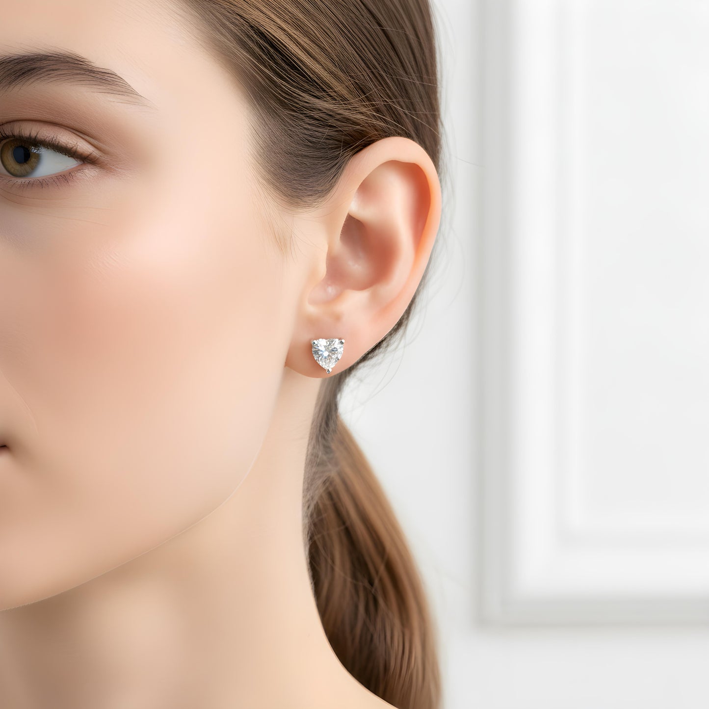 Hartvormige oorknopjes met zirkonia en diamanten, 925 sterling zilver