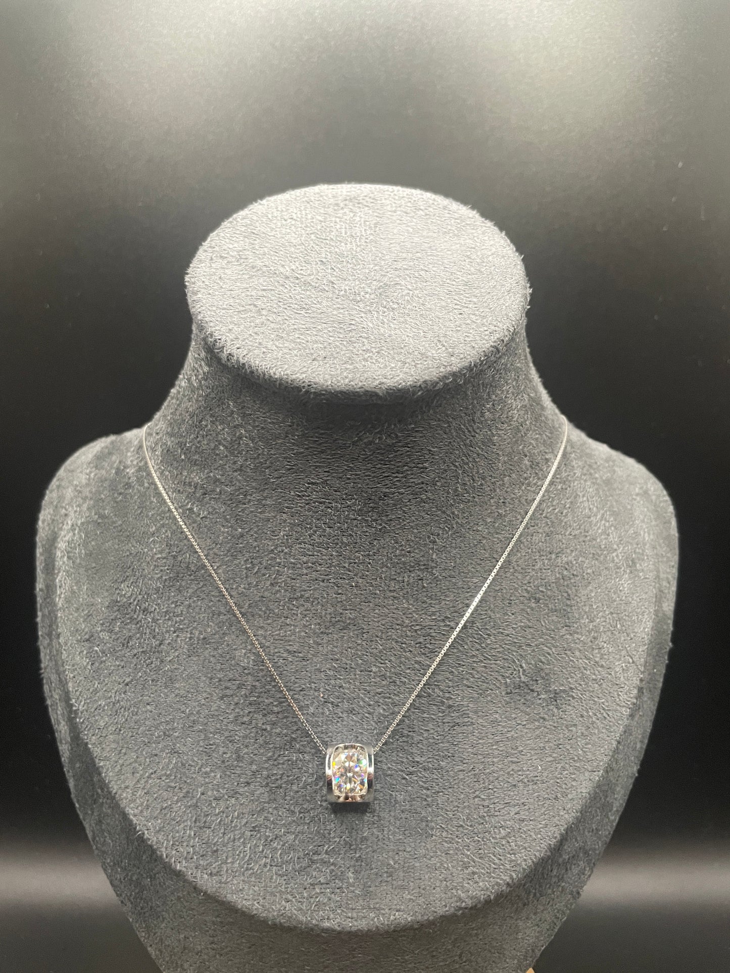 Hanger met zilveren frame van 1 karaat moissanite diamant, 925 sterling zilver